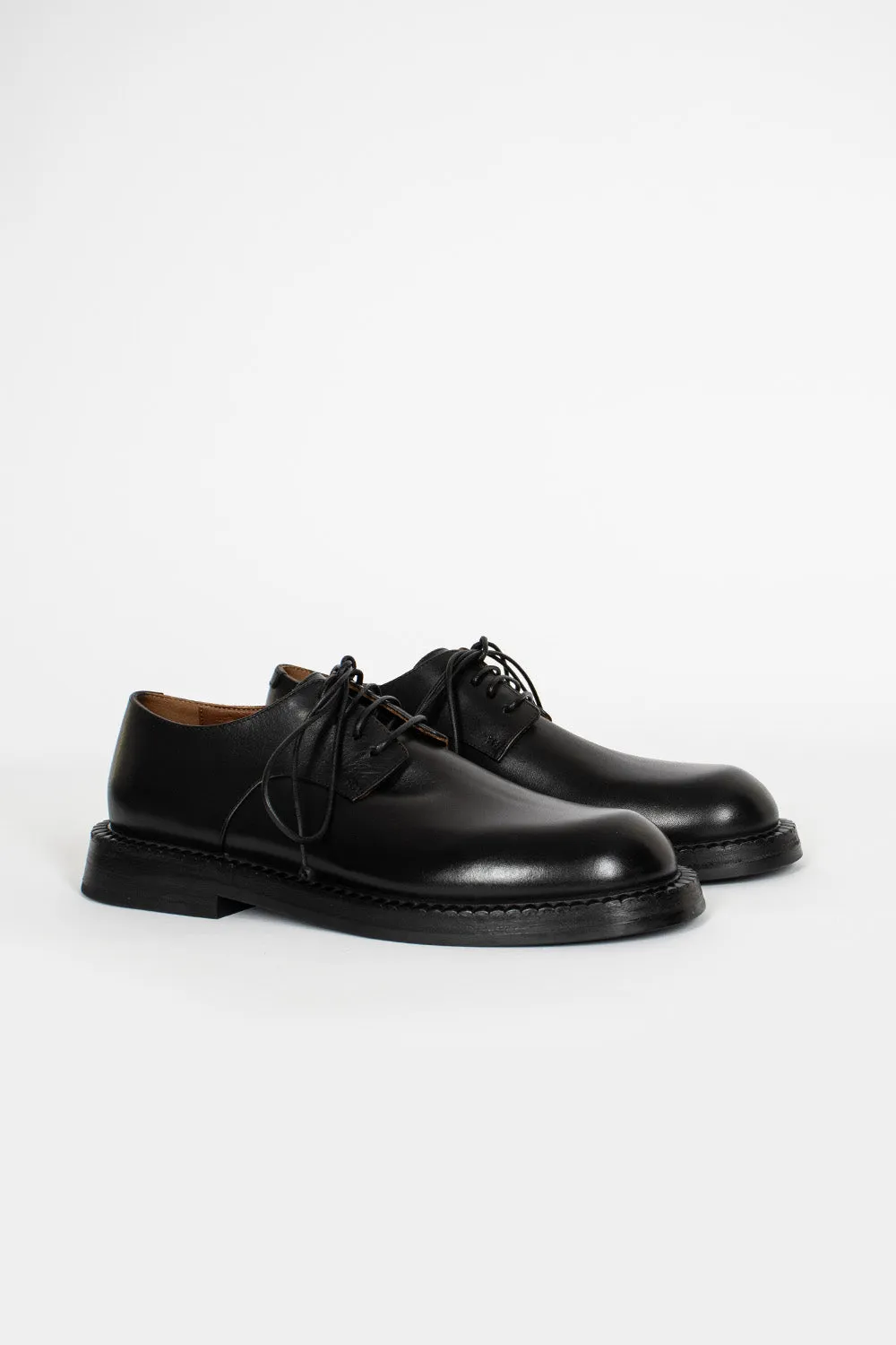 Alluce Derby Black