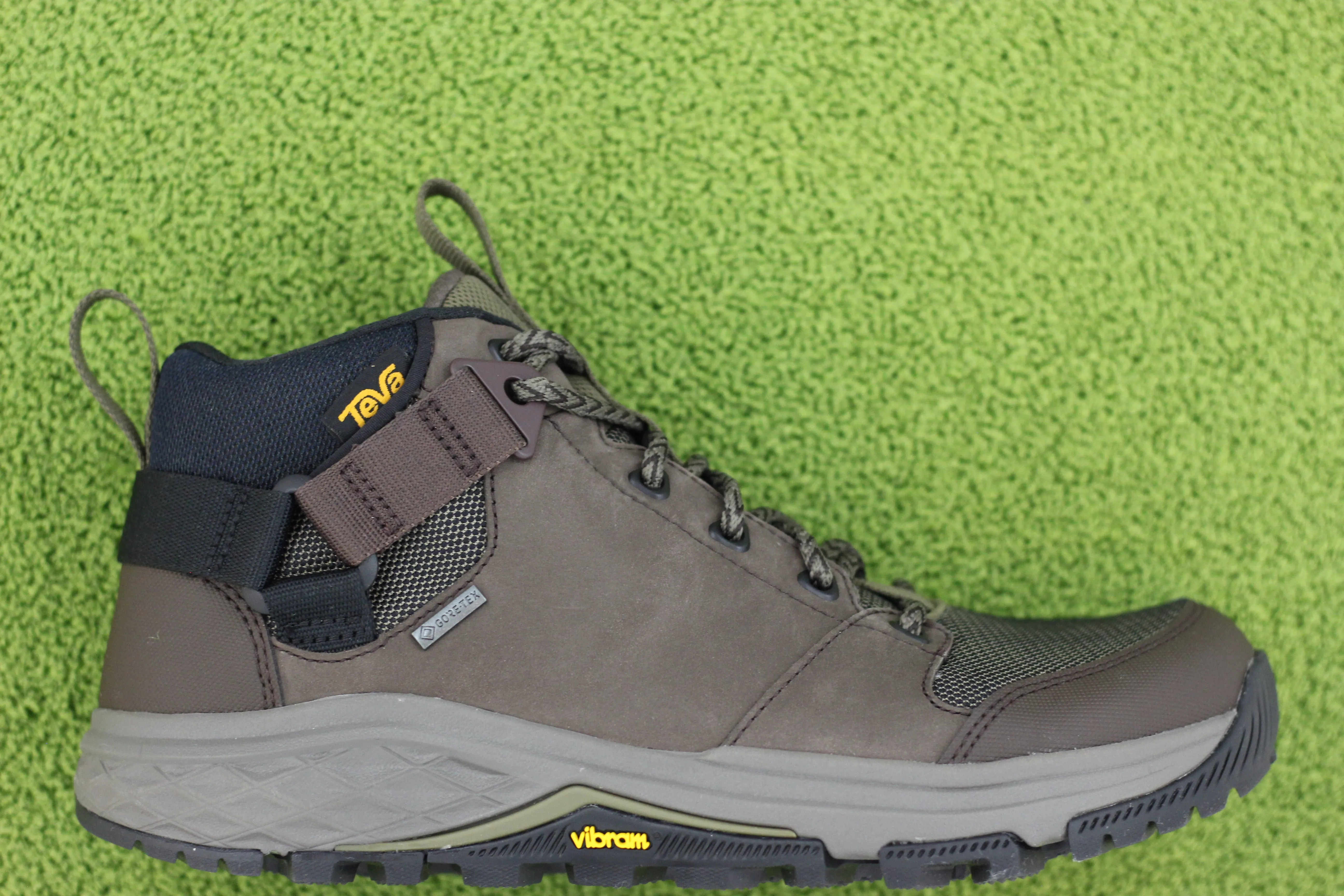 Men's Grandview GTX Boot - Chocolate/Dk Olive Nubuck/Mesh