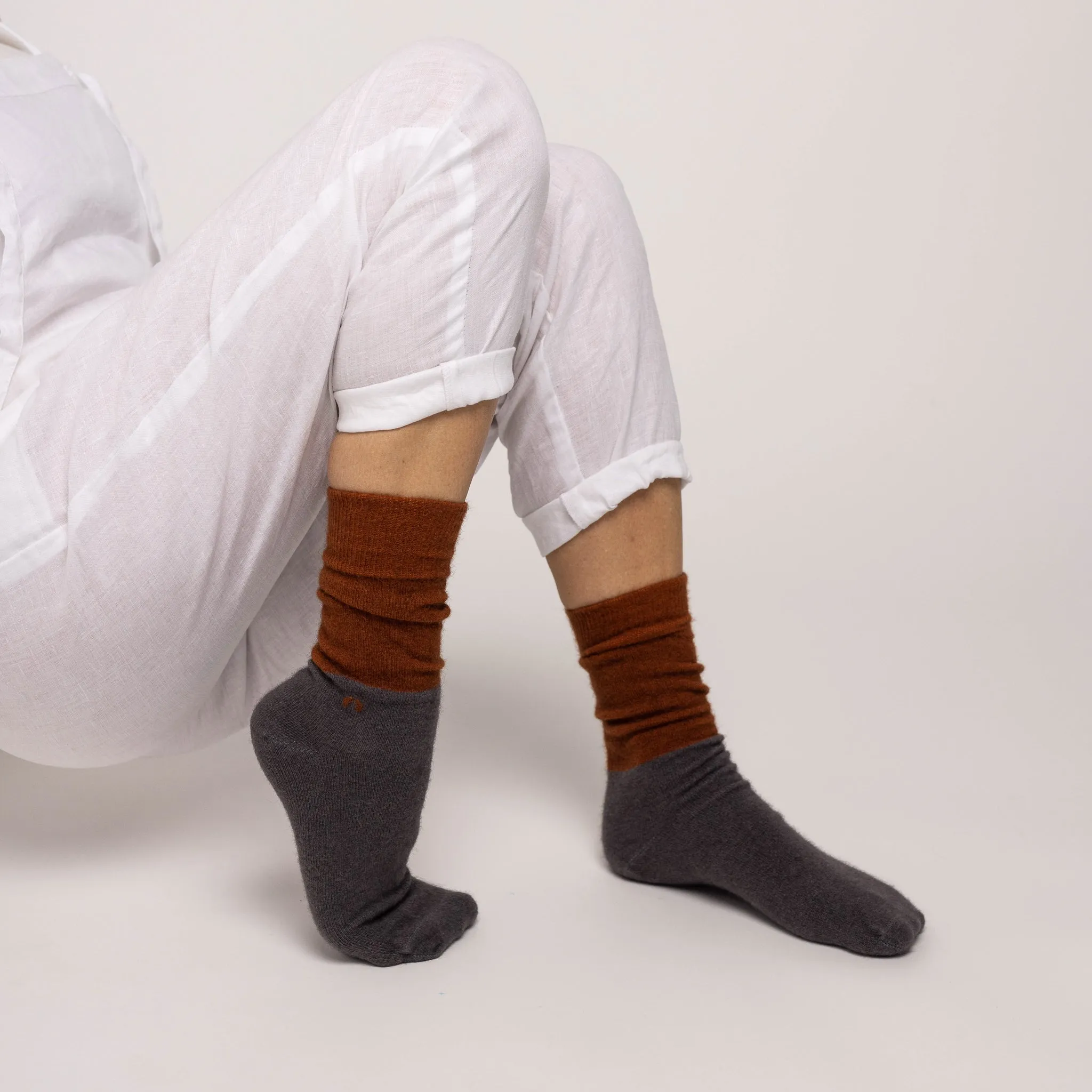 Possum Merino Wool DUNEDIN Double Color Socks, Leather Brown   Poppy Seed